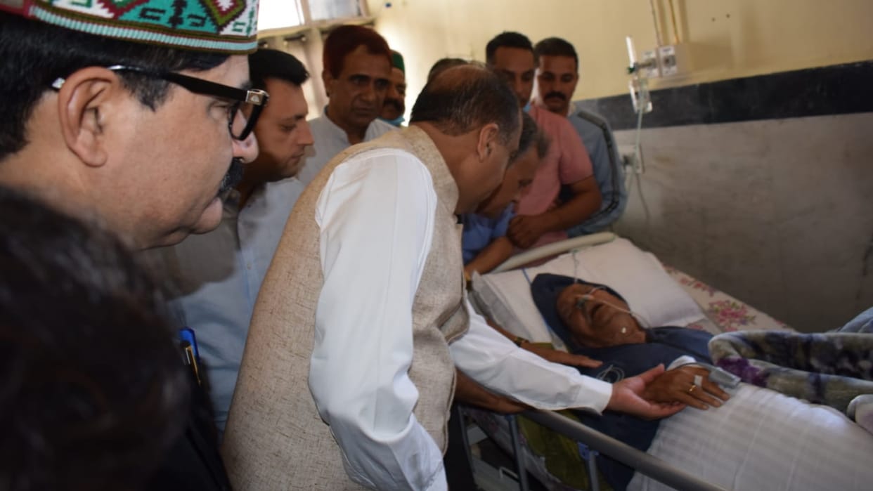 Shimla Former Union Minister Pandit Sukh Ram died was admitted to AIIMS