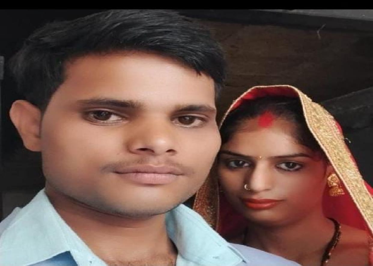 Seven people in one family of hardoi died in a road accident on Yamuna expressway