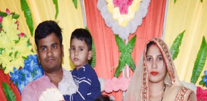 Seven people in one family of hardoi died in a road accident on Yamuna expressway