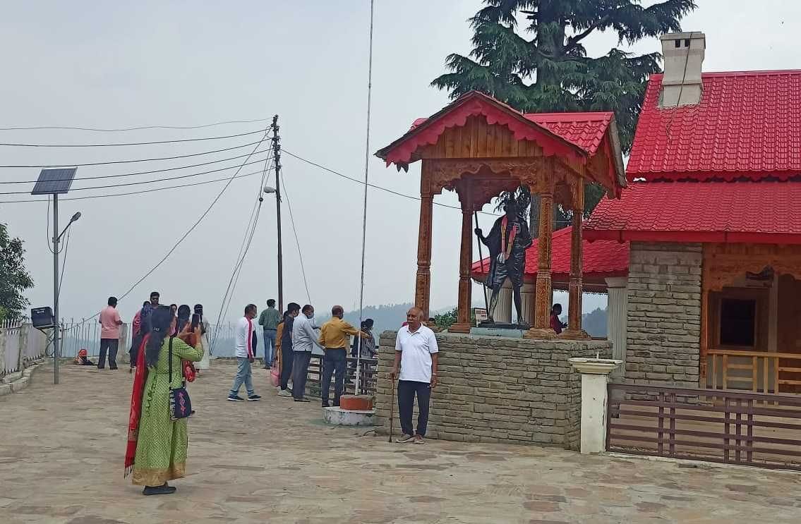Kausani Flocked with Tourist