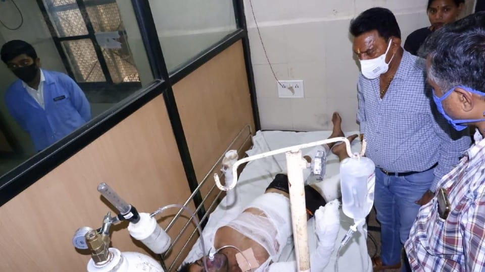 Indore: The colony where the accident happened is illegal, a case of culpable homicide will be filed against the landlord
