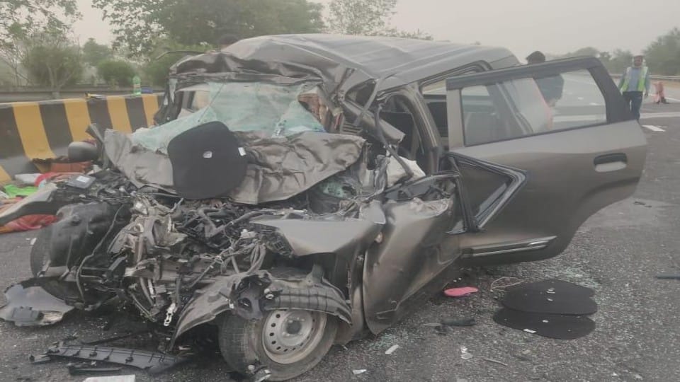 PM Narendra Modi and CM Yogi expressed grief on Mathura road accident
