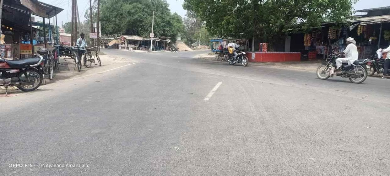 No obstruction sign on 40 km long road
