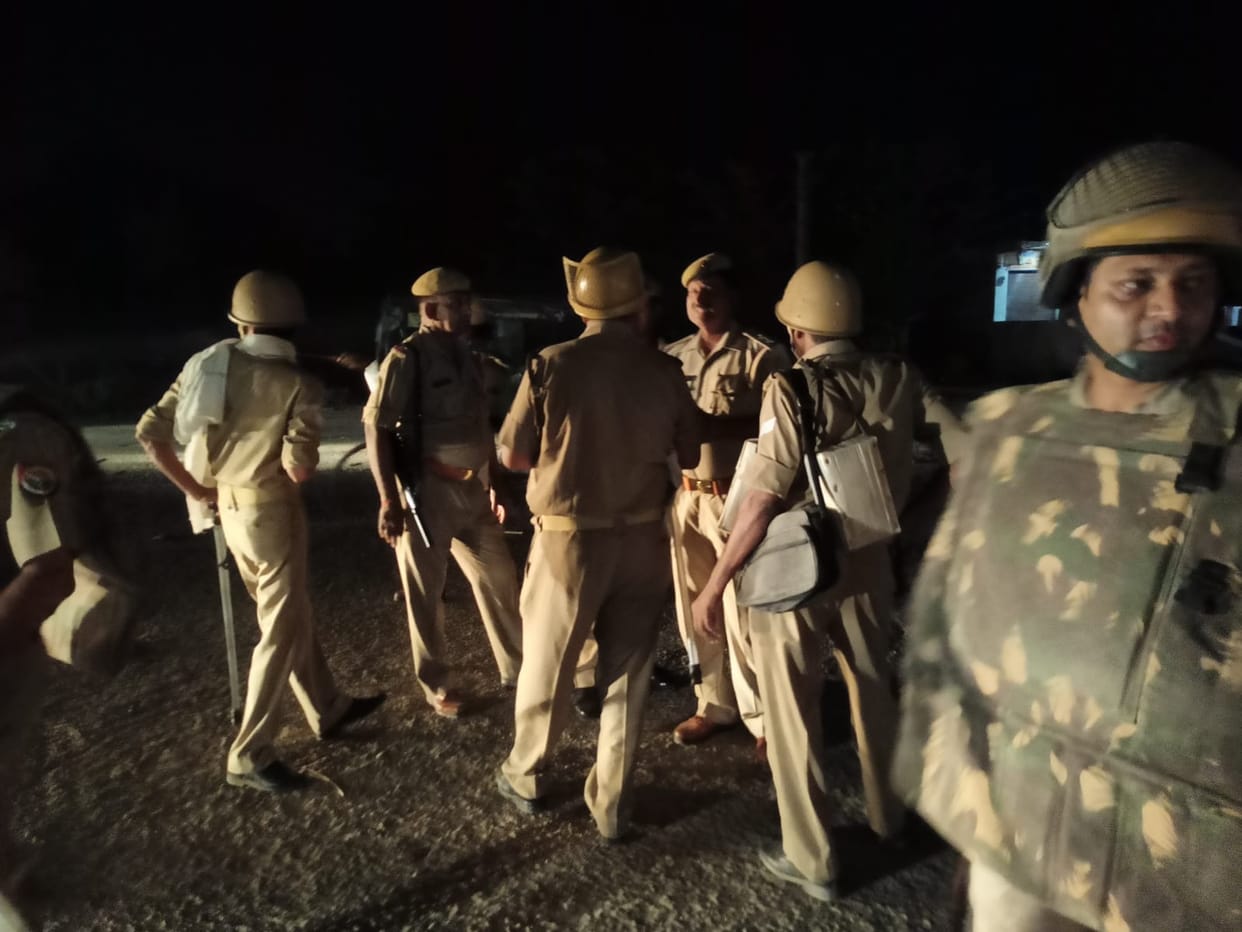 Two friends stabbed in a dispute over eating eggs, one died, the other referred to Varanasi