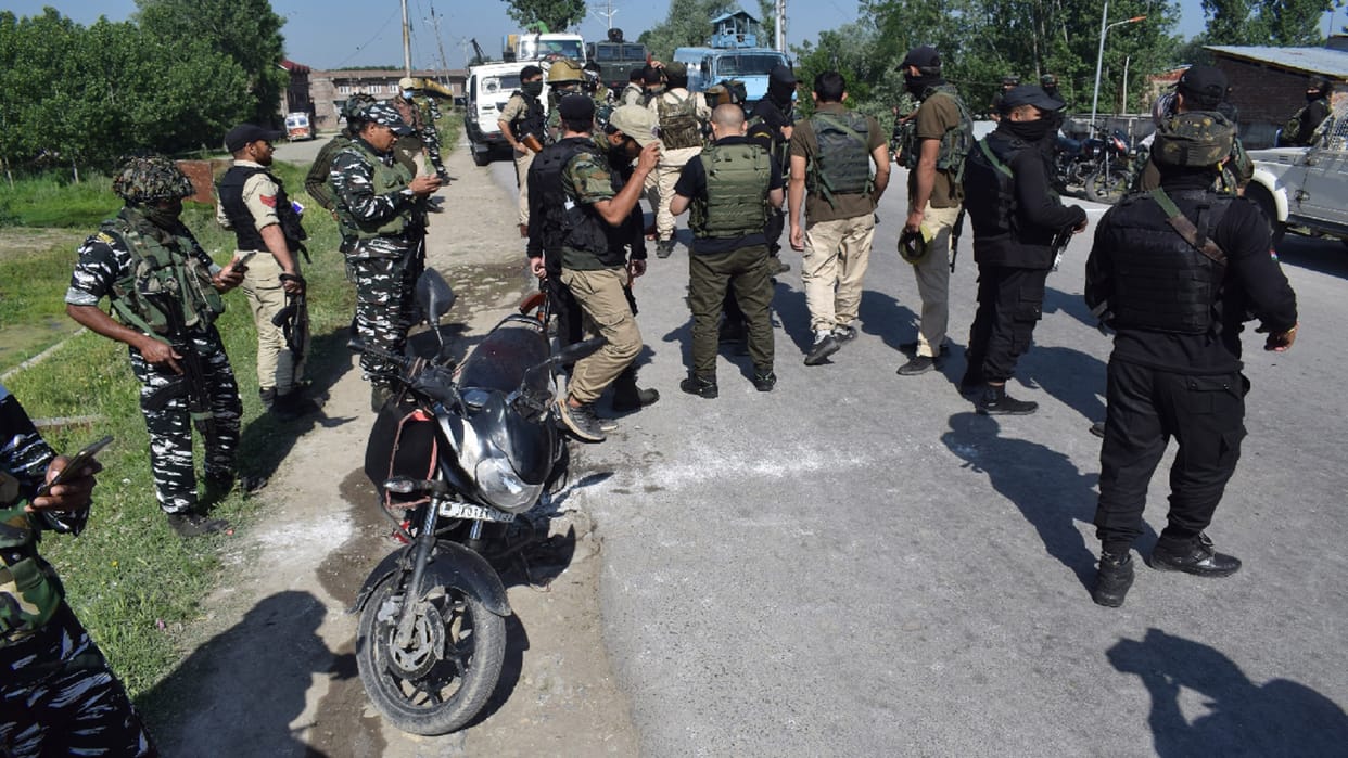 SIU action in Srinagar in cases related to terrorist activities
