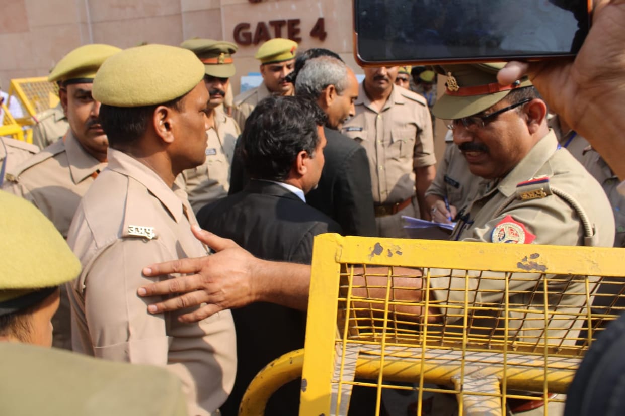 kashi vishwanath Gyanvapi survey second day heavy force deployed in anticipation of uproar in varanasi