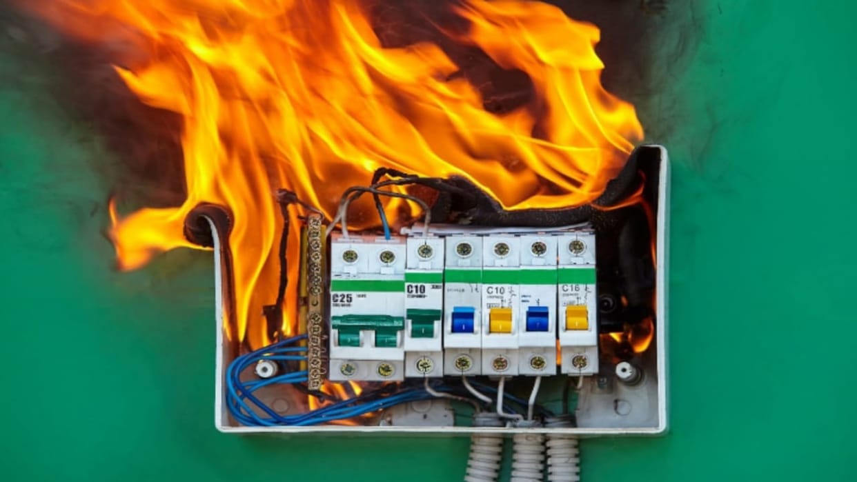 Short Circuit What is Short Circuit safety tips in Hindi Know here