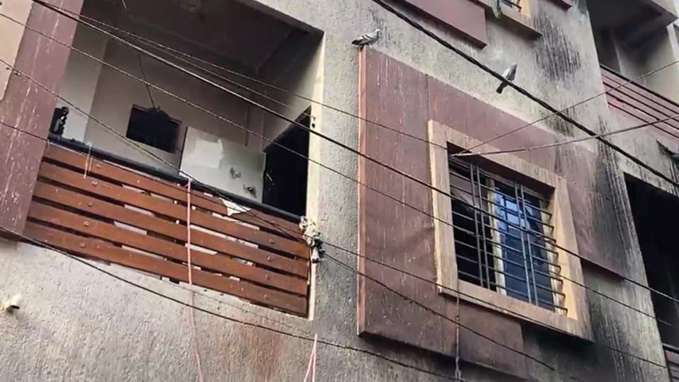 Indore: The colony where the accident happened is illegal, a case of culpable homicide will be filed against the landlord