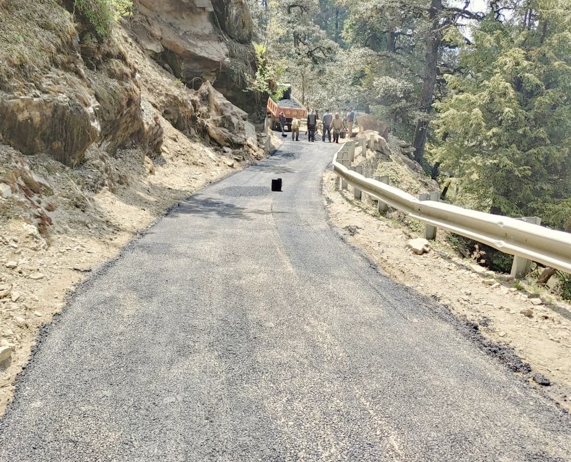 narkanda hatu road closed for vehicle till 14th may