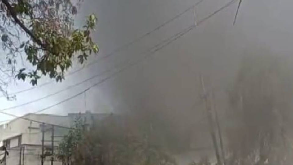 Indore: Fire broke out in printing press, worker working got scorched, found fire under control after two hours of effort