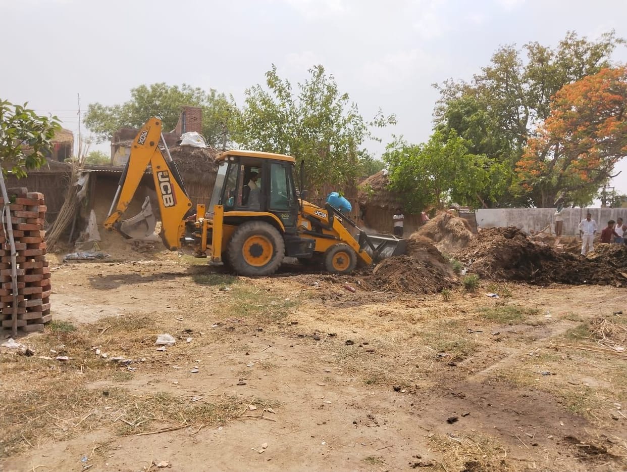 Six school bus seized, three challaned