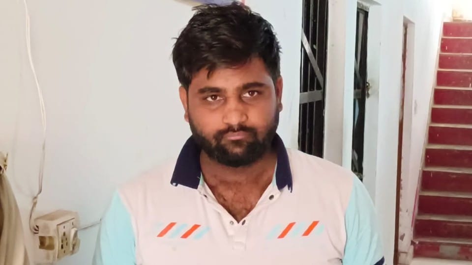 miscreants of homosexual robbing gang arrested in Mathura
