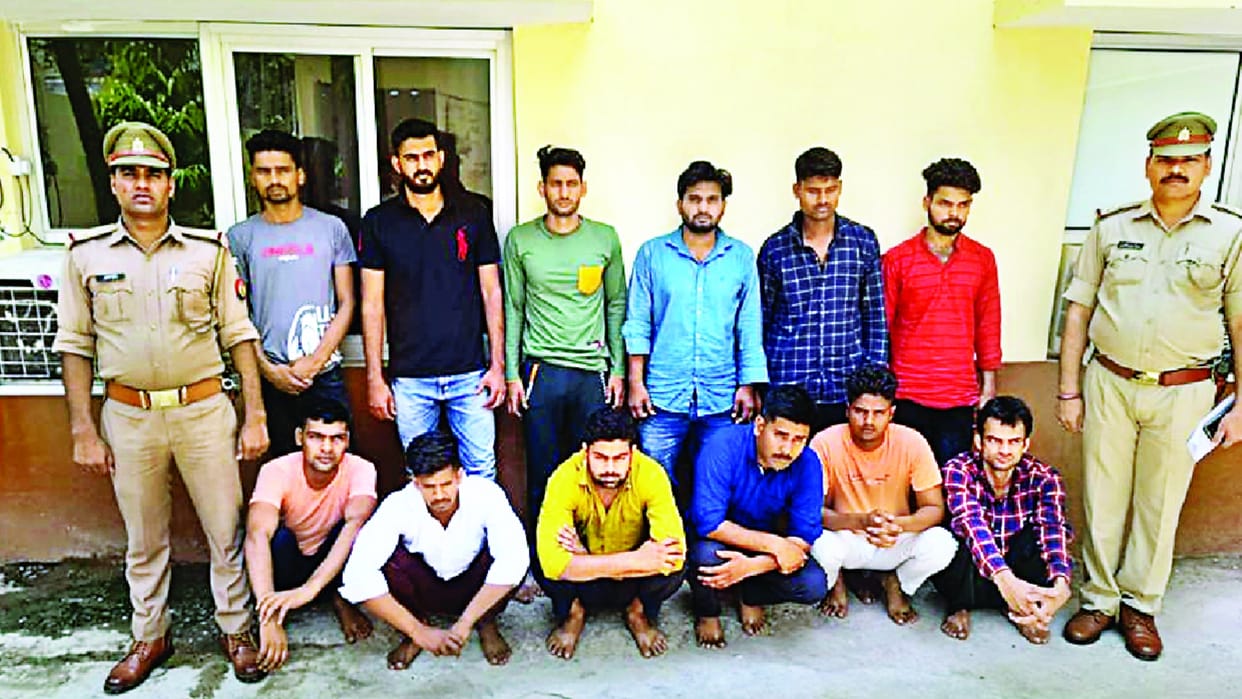 12 more frauds arrested in sub inspector recruitment in Lucknow.