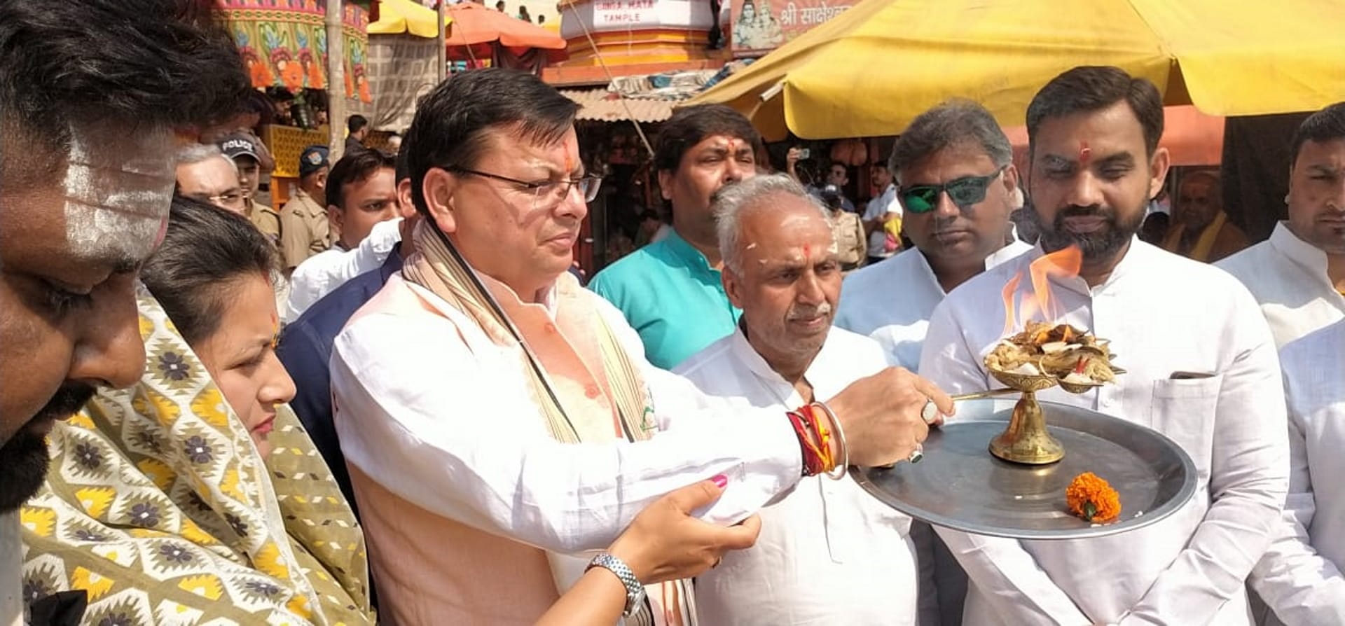 Ganga Saptami  Snan today, CM Pushkar Singh Dhami performed Ganga Pujan with wife at Har ki Padi, See Photos