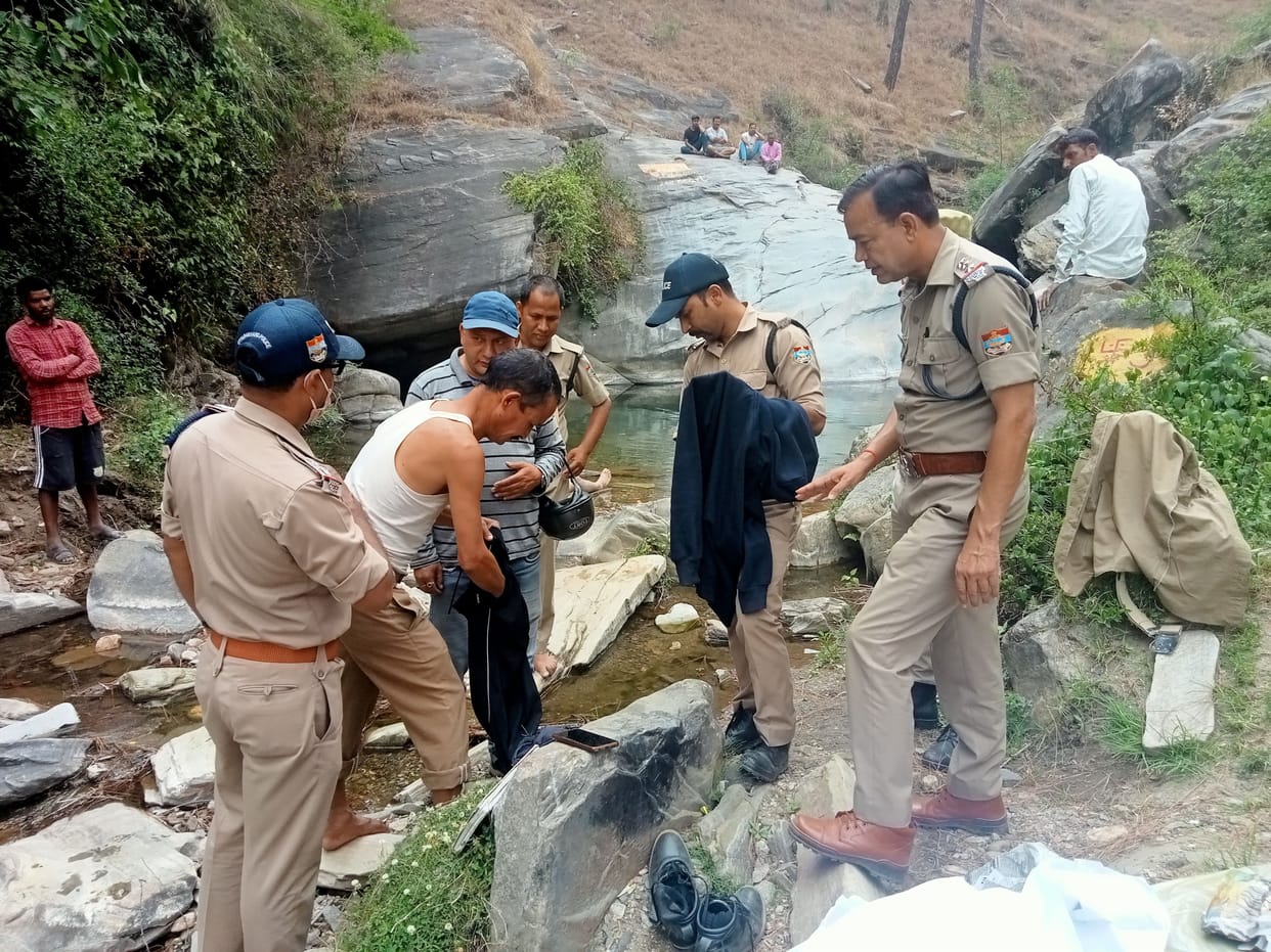 Student Drowned in Pond