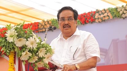 Gujarat BJP List: प्रधानमंत्री के खास सीआर पाटिल फिर चुनाव मैदान में, हर सीट पर पांच लाख वोटों का लक्ष्य Gujarat BJP First List: CR Patil again in the election field, target of 5 lakh votes on every seat in Gujarat