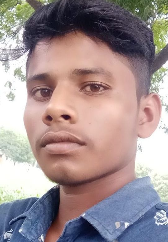 Kanpur dehat : Student shoots himself in Mohdiyapur village, gun found nearby