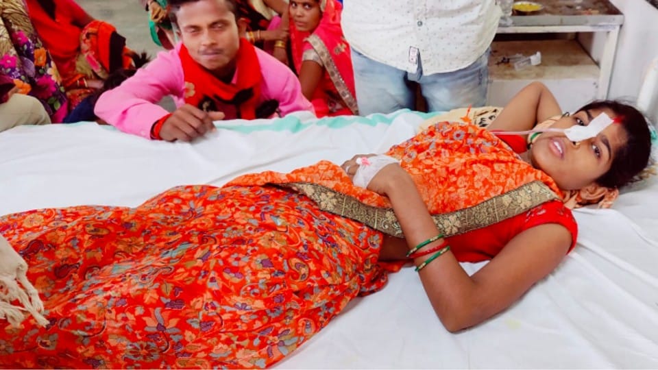 Chhatarpur: If mobile was not given, then ate poison, now said - give me mobile or else I will not go to in-laws' house