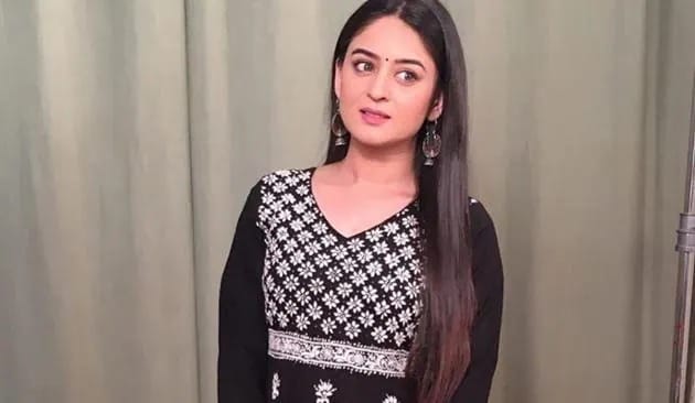 Mahhi Vij: unknown person misbehaved with Mahhi Vij after hitting her car gave rape threats