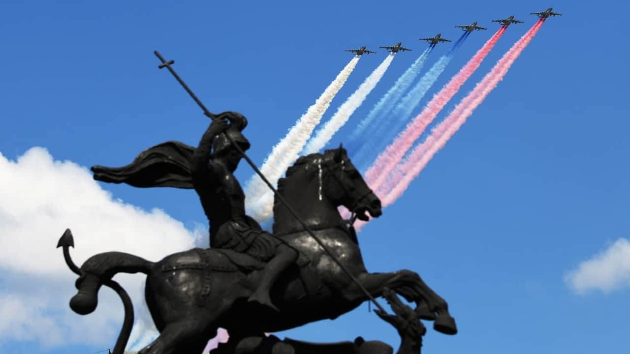 73rd day of war: Russia gave stern warning to West by displaying thermonuclear missiles in rehearsal parade of Victory Day, America also ready for new restrictions