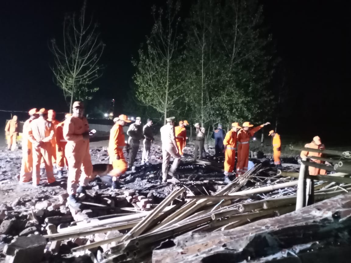 Debris fell up to a kilometer away from the explosion