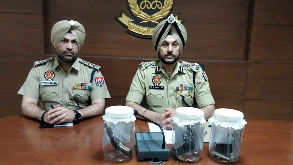 person with criminal background arrested by Punjab police in Kharar of SAS Nagar 
