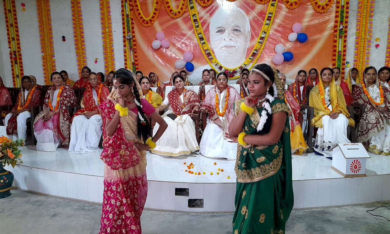 Mother's Day: 51 mothers with a sattvik lifestyle were honored
