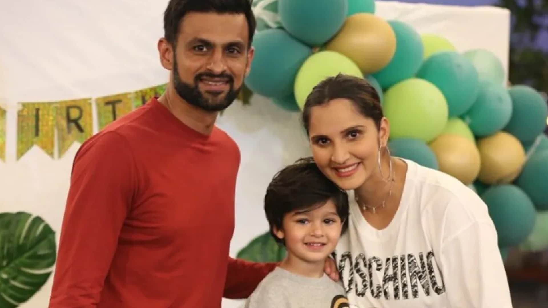 Sania Mirza Cryptic Post Amid Divorce Rumours IS Shoaib Malik dating another girl