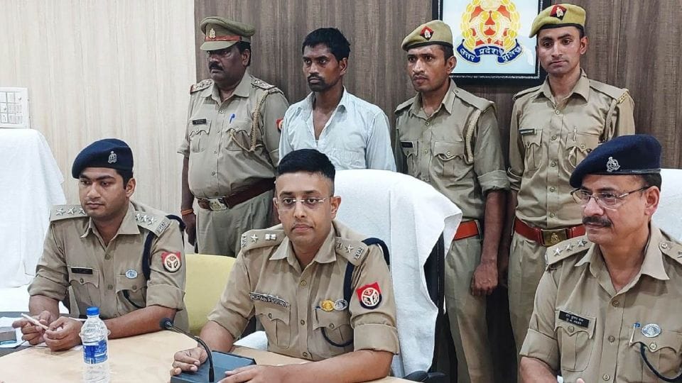 man arrested for killing his wife in kasganj