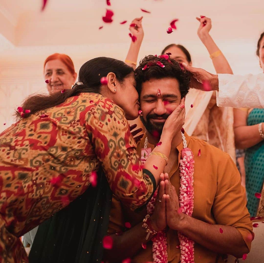 Mother's Day 2022: Vicky Kaushal and Katrina Kaif wish their mother and mother-in-law on Mothers Day share unseen pictures from their weddi