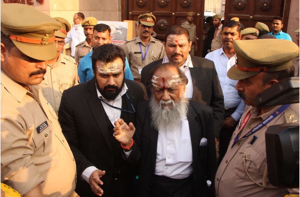 Gyanvapi Case shivling carbon dating Differences among hindu side know what happened in varanasi court