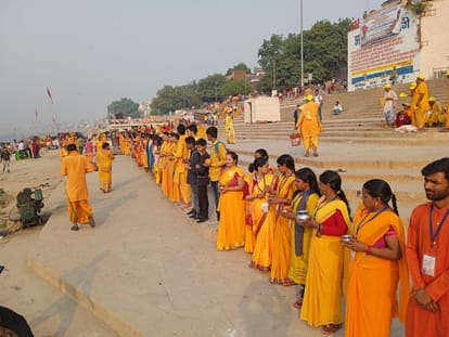 Ganga Saptami 2022 Mahamana dreams come true large number of people offered ardhya to Sun God at Ganga Ghats of Kashi