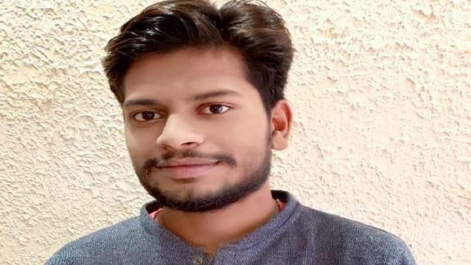 indore fire ashish of Jhansi also died due to the fire set by shubham