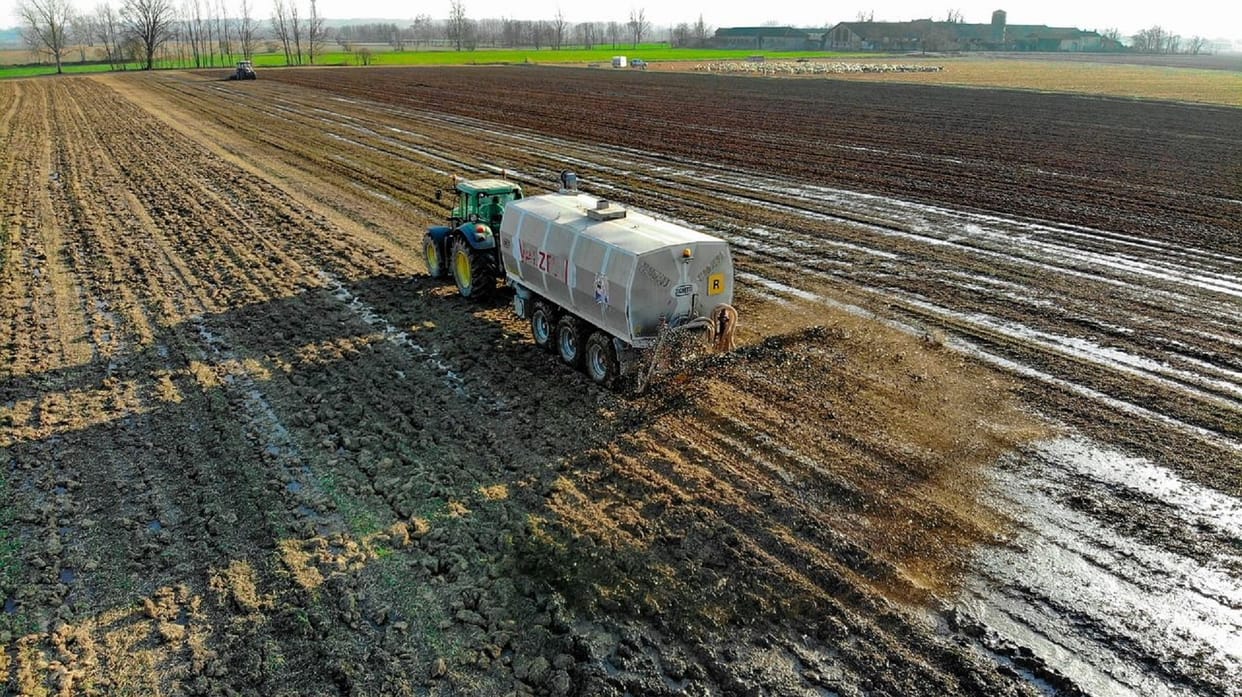 Fear of starvation in the world due to crisis of fertilizer