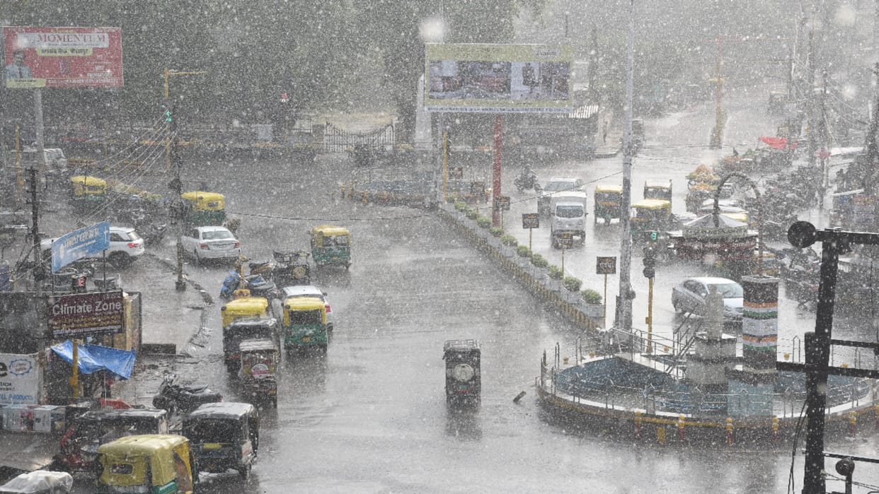 Gorakhpur weather became pleasant after heavy rain