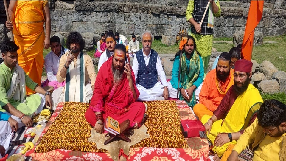 worship started again after 700 years in martand sun temple of mattan anantnag
