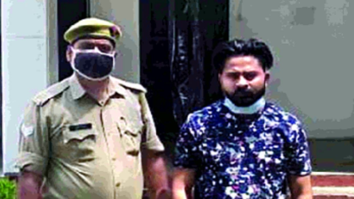 Greater Noida Hotel manager arrested in Honeytrap case