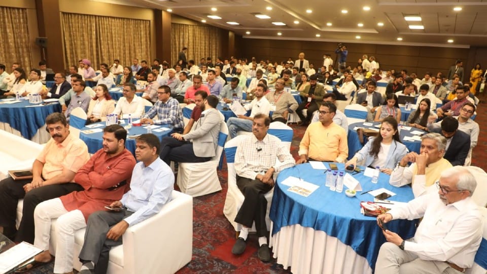 Indore: Minister Saklecha said in the conference of startup operators and investors - Startup policy will be a big step towards self-reliant India and MP