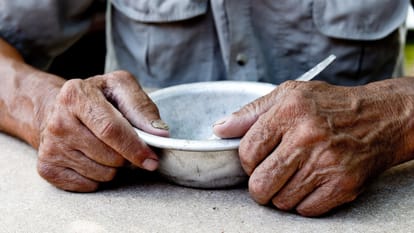 obesity and malnutrition in women in India know problem and facts