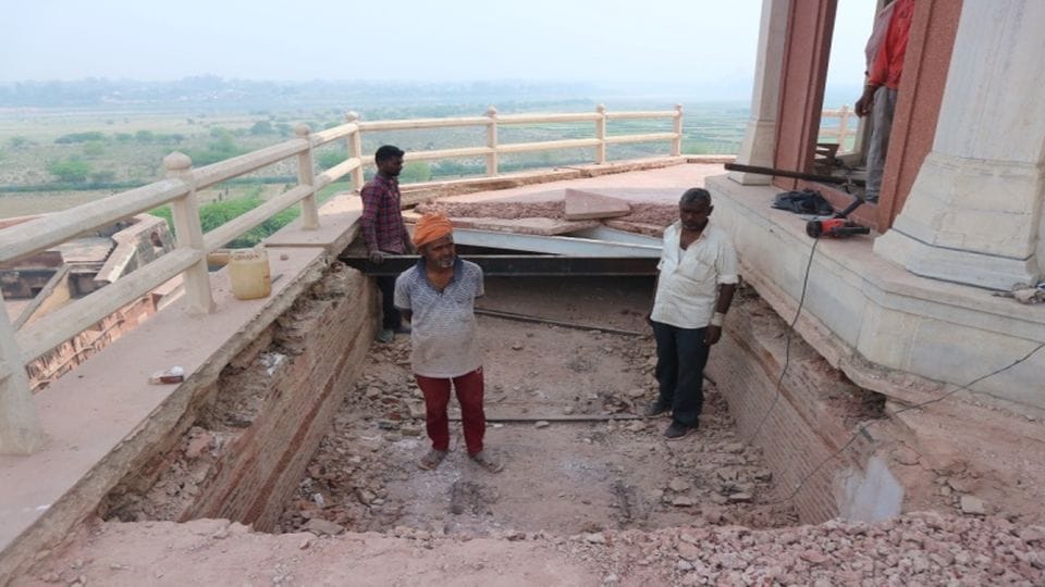 Archaeological Survey of India protected the Musamman Burj of Agra Fort