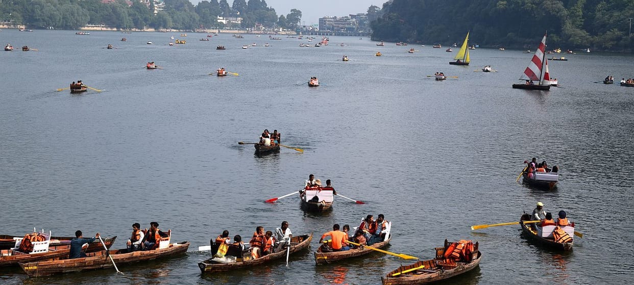 Crowd of Tourist in Nainital