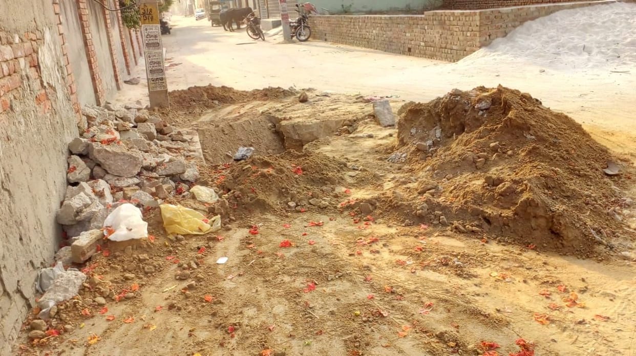 Due to one person, two hundred families are facing problems for water