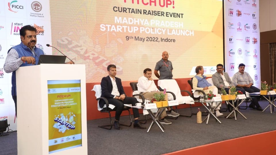 Indore: Minister Saklecha said in the conference of startup operators and investors - Startup policy will be a big step towards self-reliant India and MP