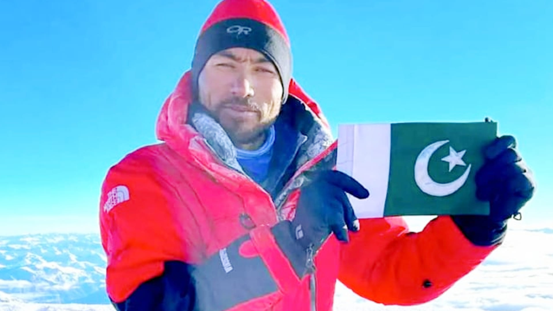 Mountaineer Sirbaz Ali Khan created record by conquering Kangchenjunga, became the first Pakistani to climb 10 8000 meter plus height mountains