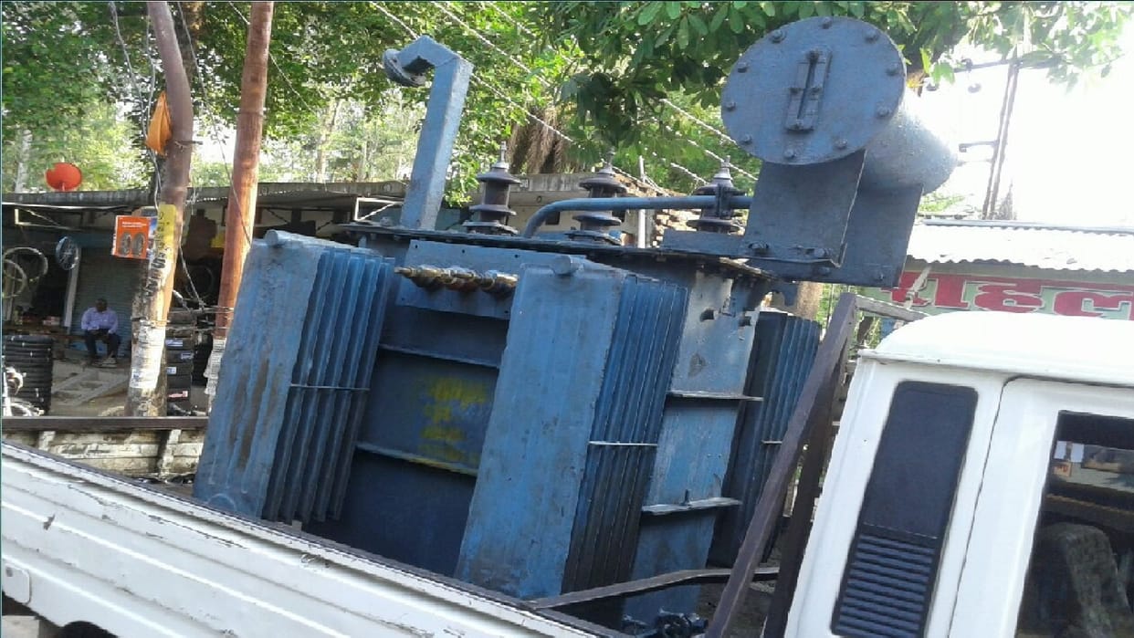 girl died due to fall of boiling oil of transformer