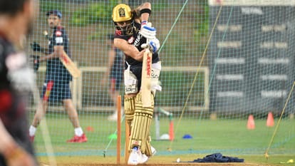 Virat Kohli wants to win T20 World Cup and Asia Cup for India accepts the Advice of Ravi shastri to take brake