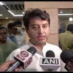 केंद्रीय नागरिक विमानन मंत्री ज्योतिरादित्य सिंधिया