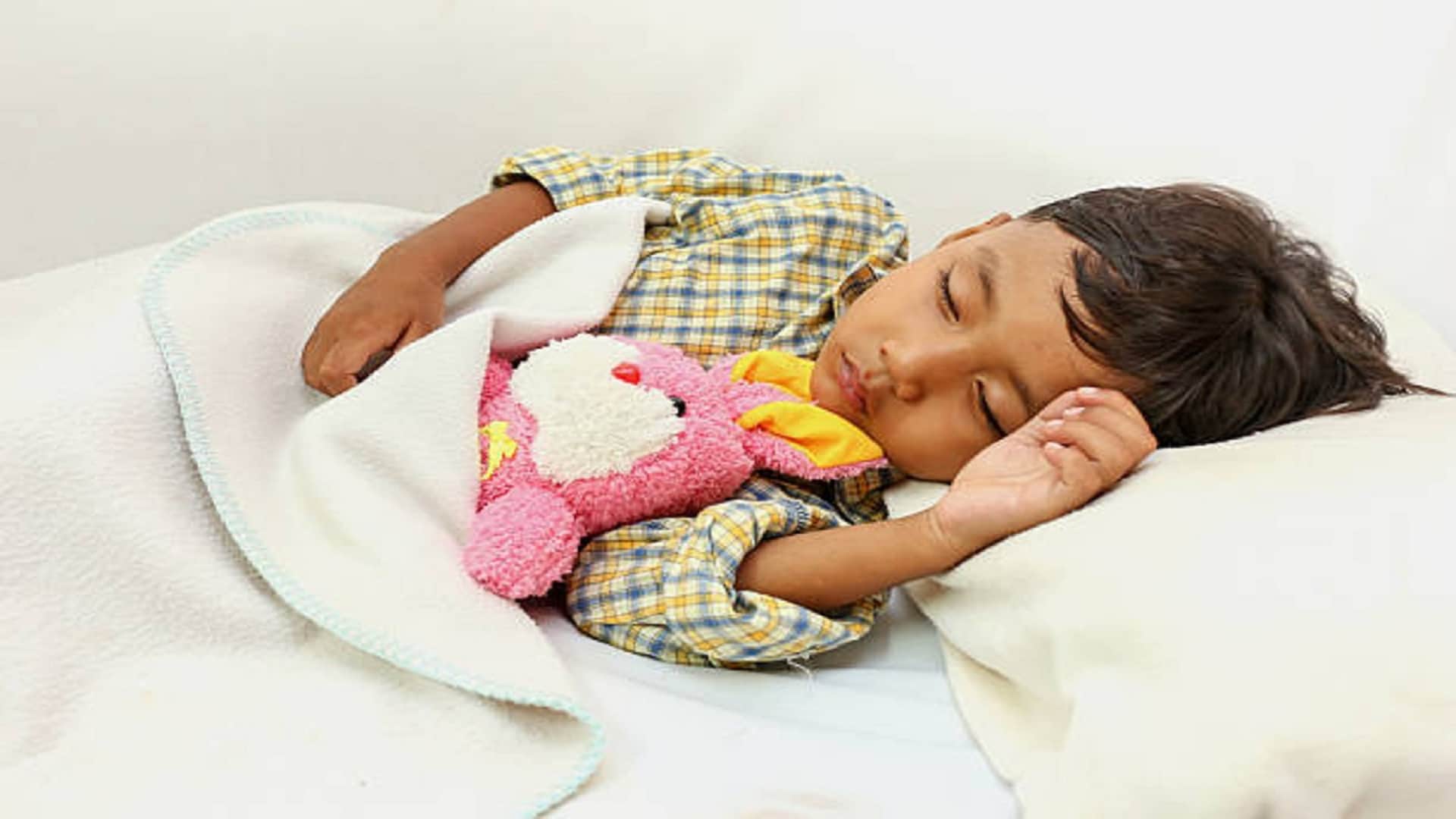 Unicef Child Protection Parenting Tips What Should Parents Do First If Child Suddenly Becomes ill In Hindi