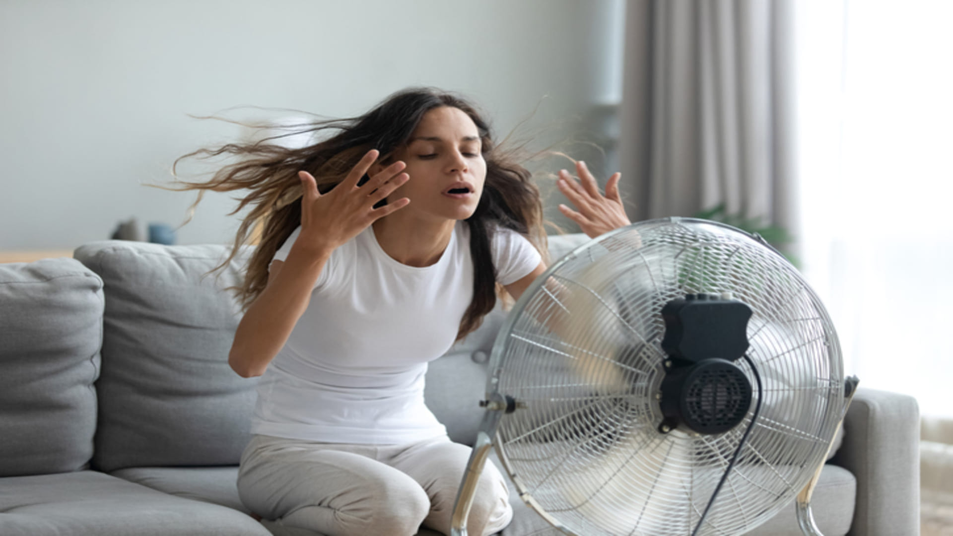 Why Do Some People Feel Excessively Hot in Summer Know Reasons behind it