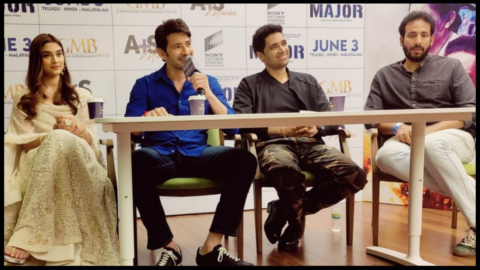 Telugu Actor Mahesh Babu jokes about hindi cinema bollywod heroines at major trailer launch in hyderabad